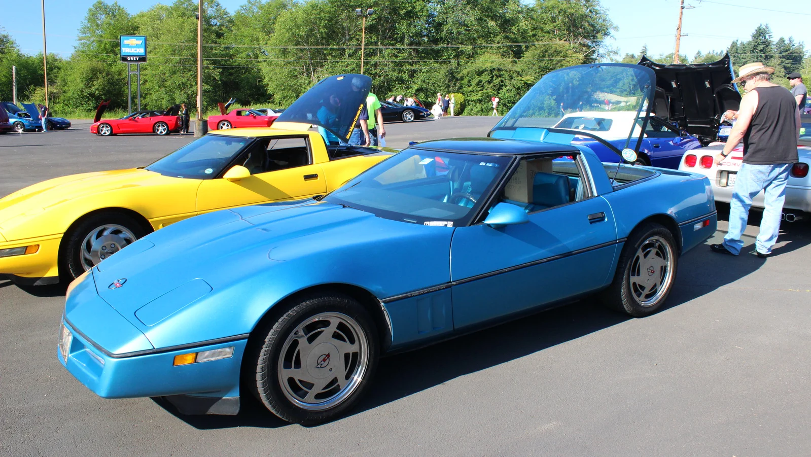 Corvette Generations/C4/C4 1988 Blue.webp